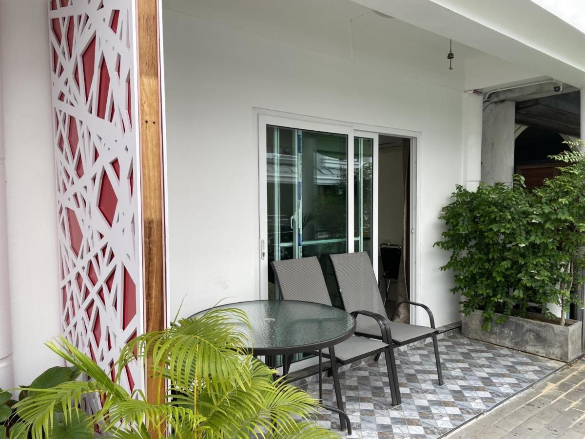 Inn Dulgence Patong Екстериор снимка