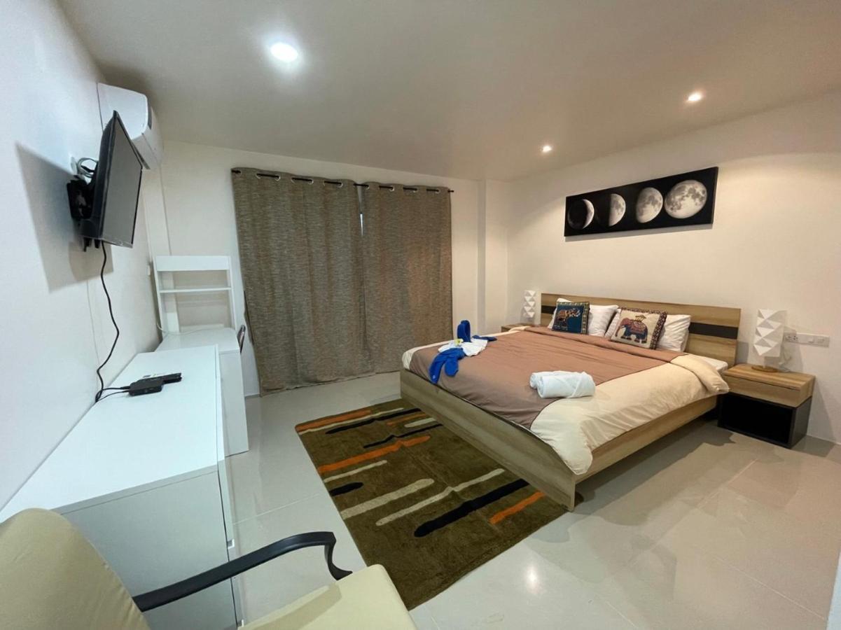 Inn Dulgence Patong Екстериор снимка