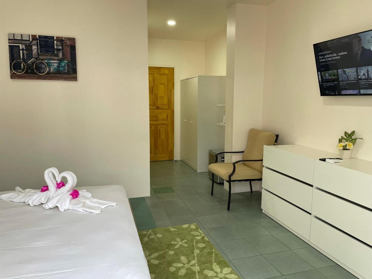 Inn Dulgence Patong Екстериор снимка