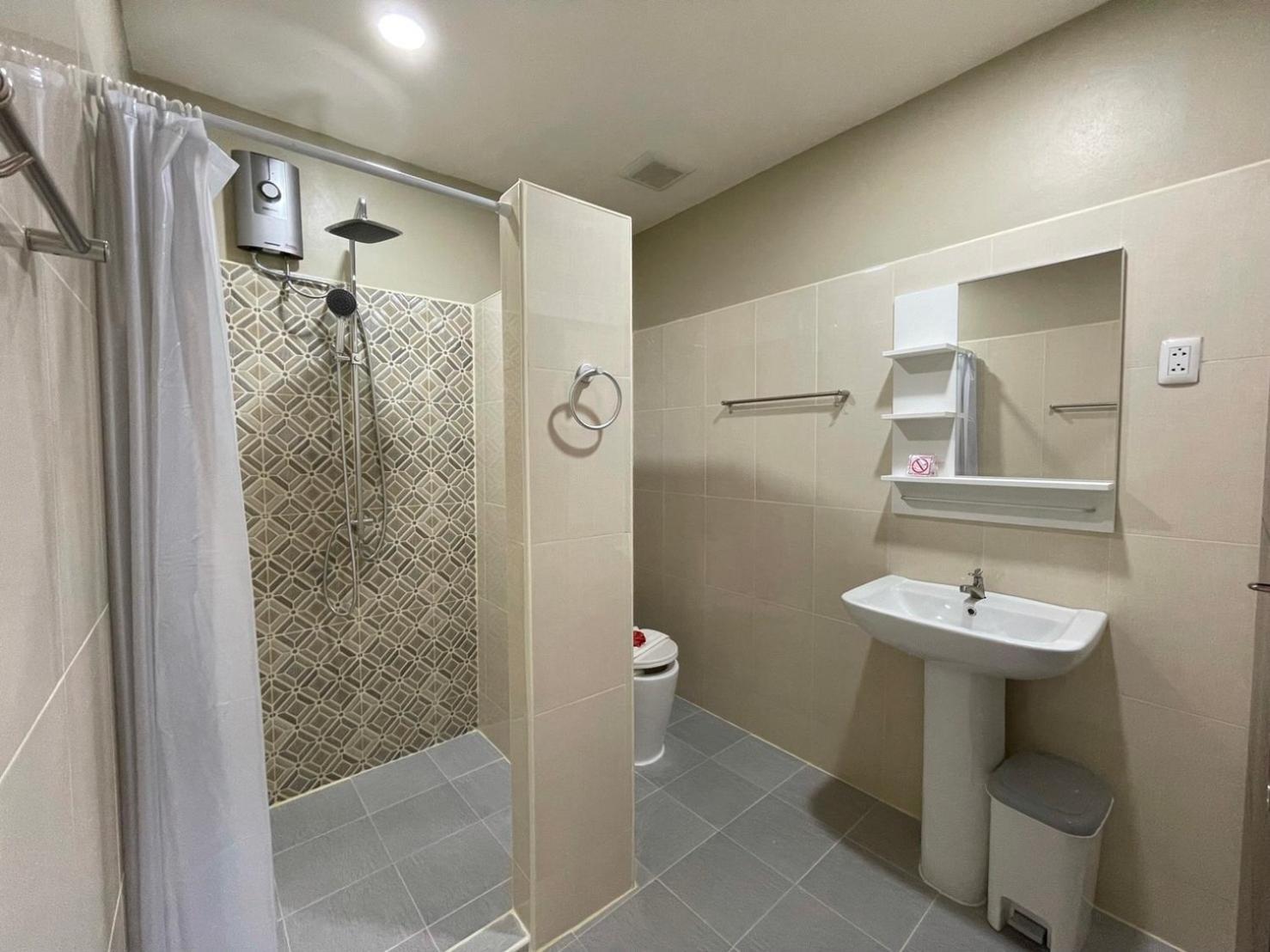 Inn Dulgence Patong Екстериор снимка