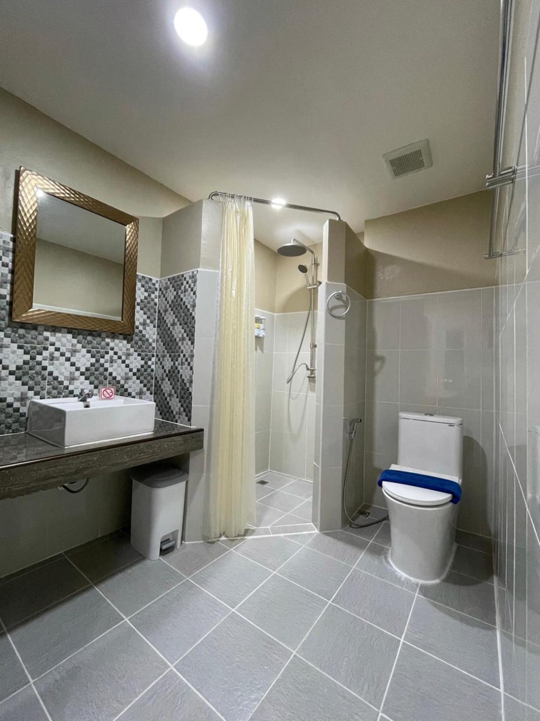 Inn Dulgence Patong Екстериор снимка